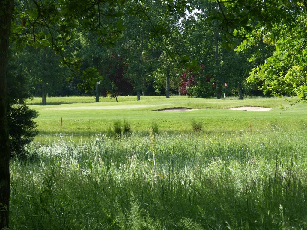 Anjou Golf And Country Club Otel Champigné Dış mekan fotoğraf