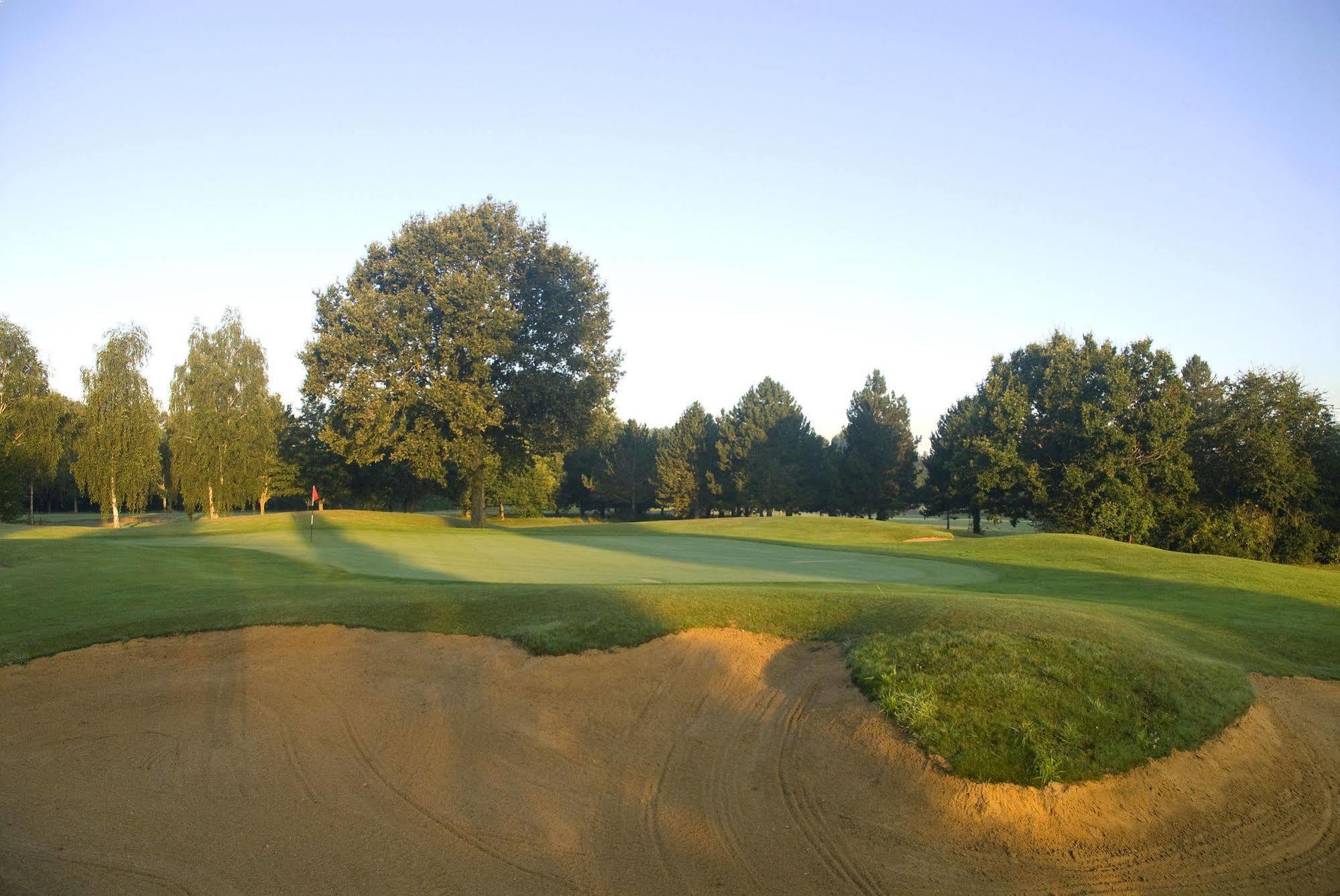Anjou Golf And Country Club Otel Champigné Dış mekan fotoğraf